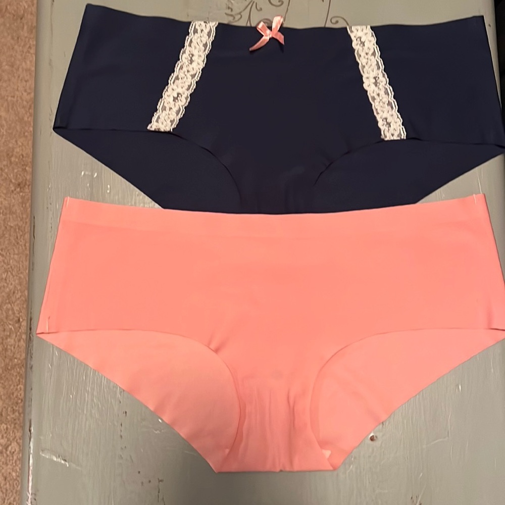 ☀️3 FOR $25 Set of 2 Size Large Panties